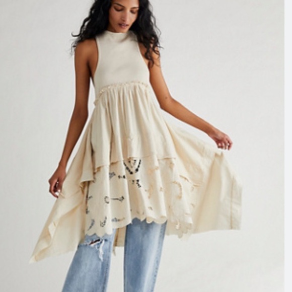 FREE PEOPLE FLORAL FIELDS MAXI TOP WITH CUTWORK LACE DETAIL 50% OFF - Picture 2 of 4